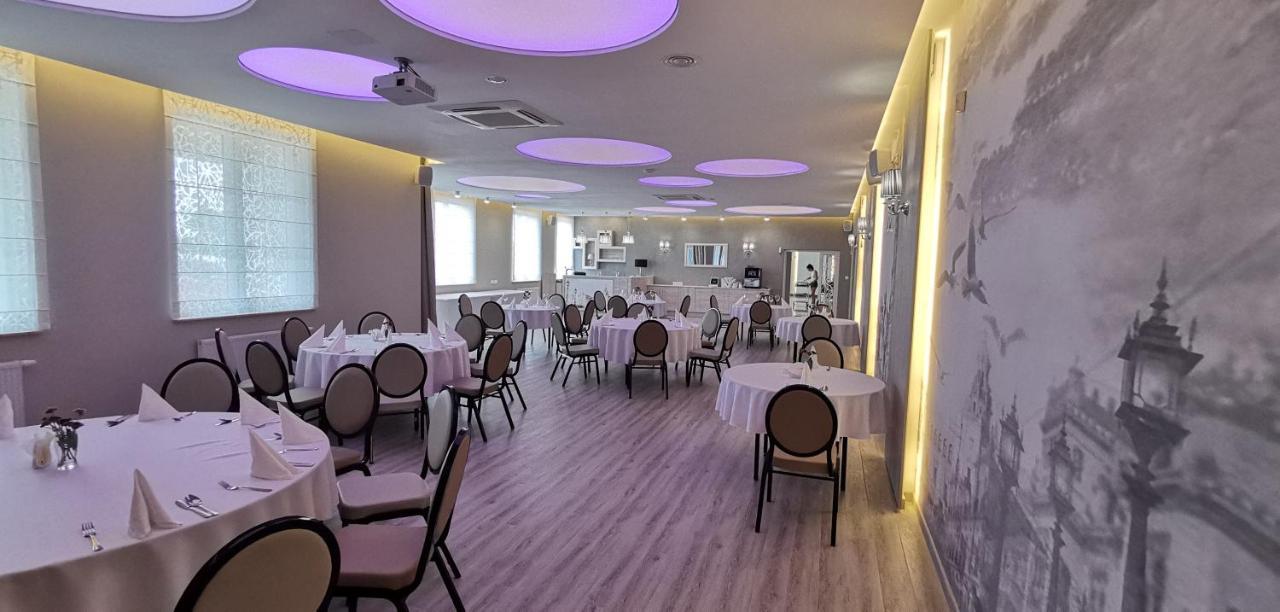 Hotel Sevilla Gold Leczeszyce Luaran gambar