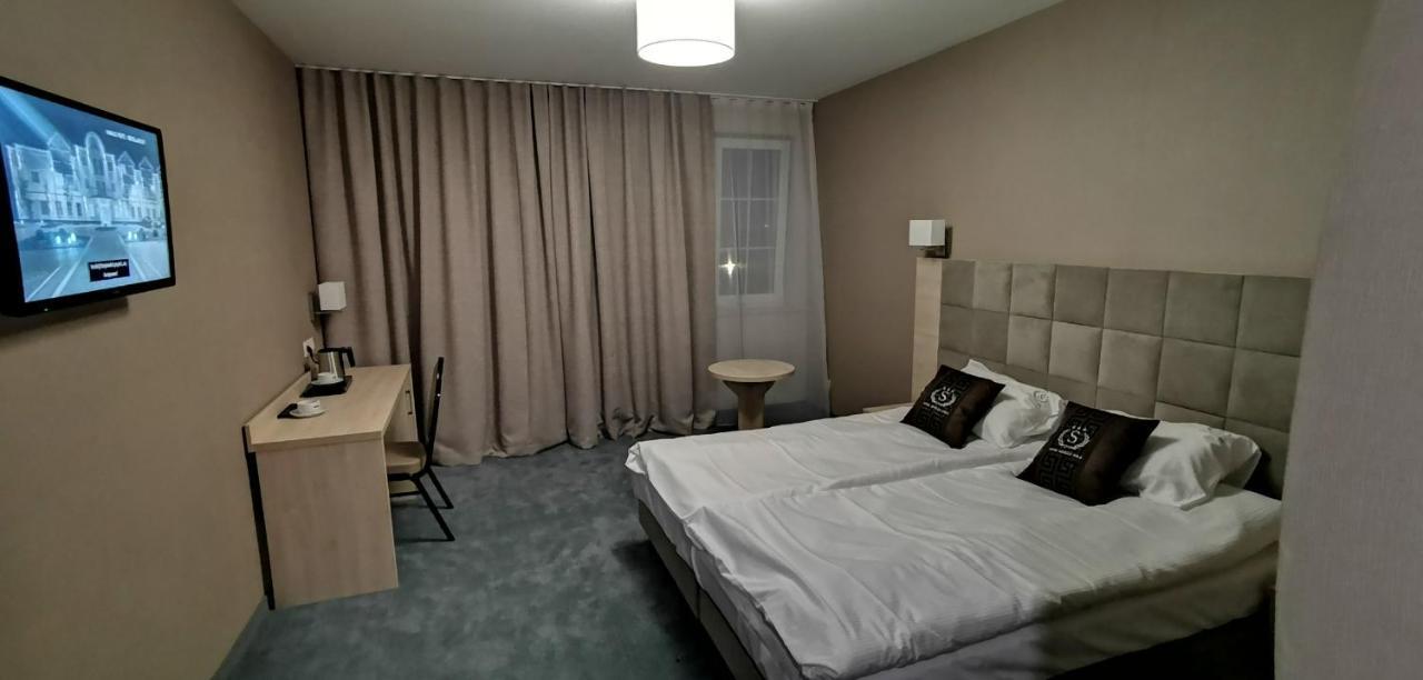 Hotel Sevilla Gold Leczeszyce Luaran gambar