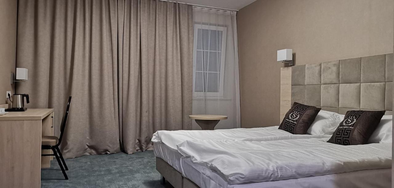 Hotel Sevilla Gold Leczeszyce Luaran gambar